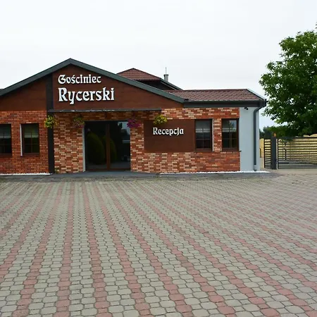 Gosciniec Rycerski Bed & Breakfast *
