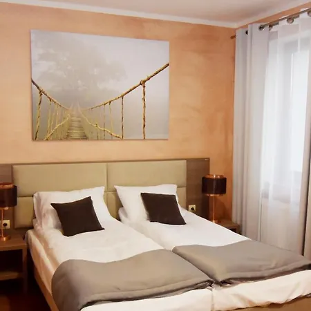 Bed & Breakfast Gosciniec Rycerski *