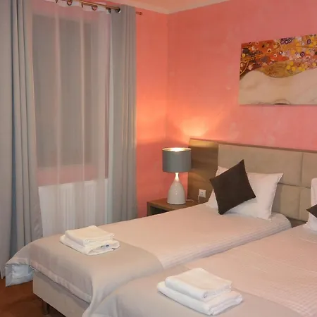 Bed & Breakfast Gosciniec Rycerski *