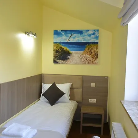 Bed & Breakfast Gosciniec Rycerski *