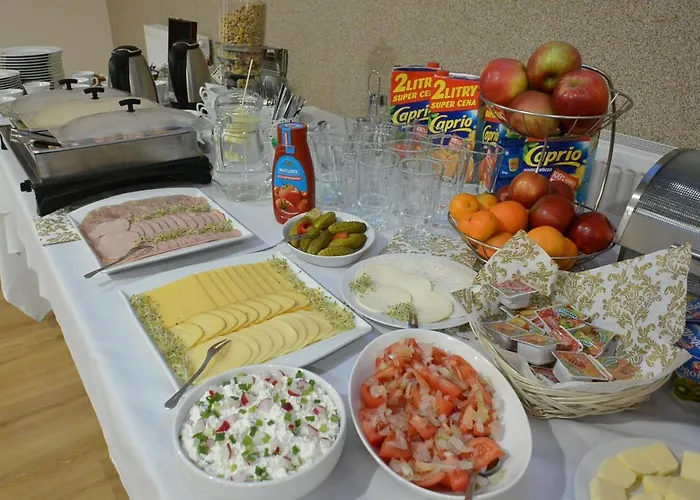 Gosciniec Rycerski Bed & Breakfast 4*